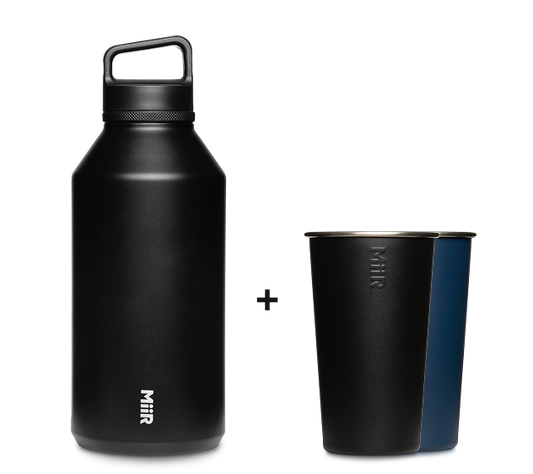 64oz-wm-bottle-2x-pint-cups-l0 64oz-bundle-03.png