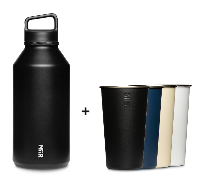 64oz-wm-bottle-4x-pint-cups-l3 64oz-bundle-04.png