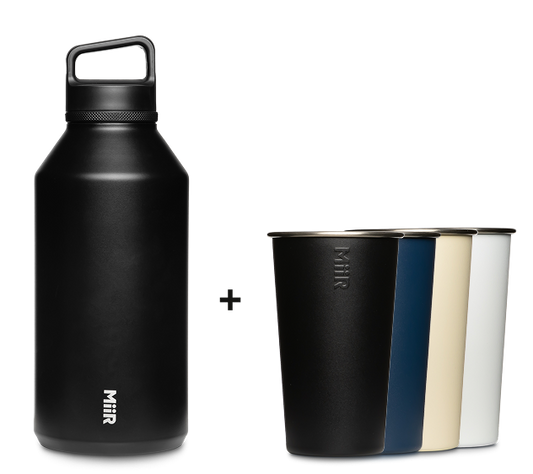 64oz-wm-bottle-4x-pint-cups-l3 64oz-bundle-04.png