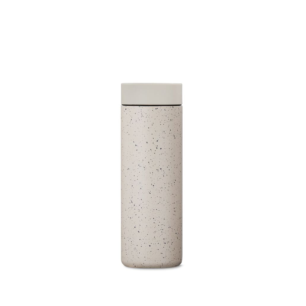 360-traveler-i5 WebPDP-16oz_360_Traveler_Desert_Tan_Speckle_Studio__TRV1SV16224_Back.jpg