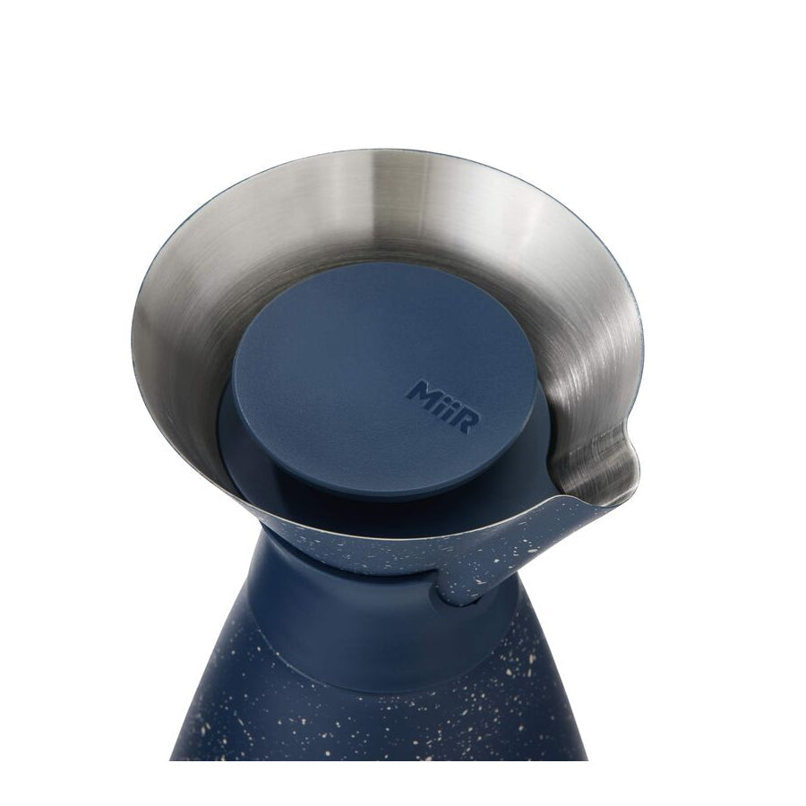 new-standard-carafe-d1 WebPDP-33oz_New_Standard_Carafe_Tidal_Blue_Speckle_Studio__CAR1SVOS225_45_Lid_Off.jpg