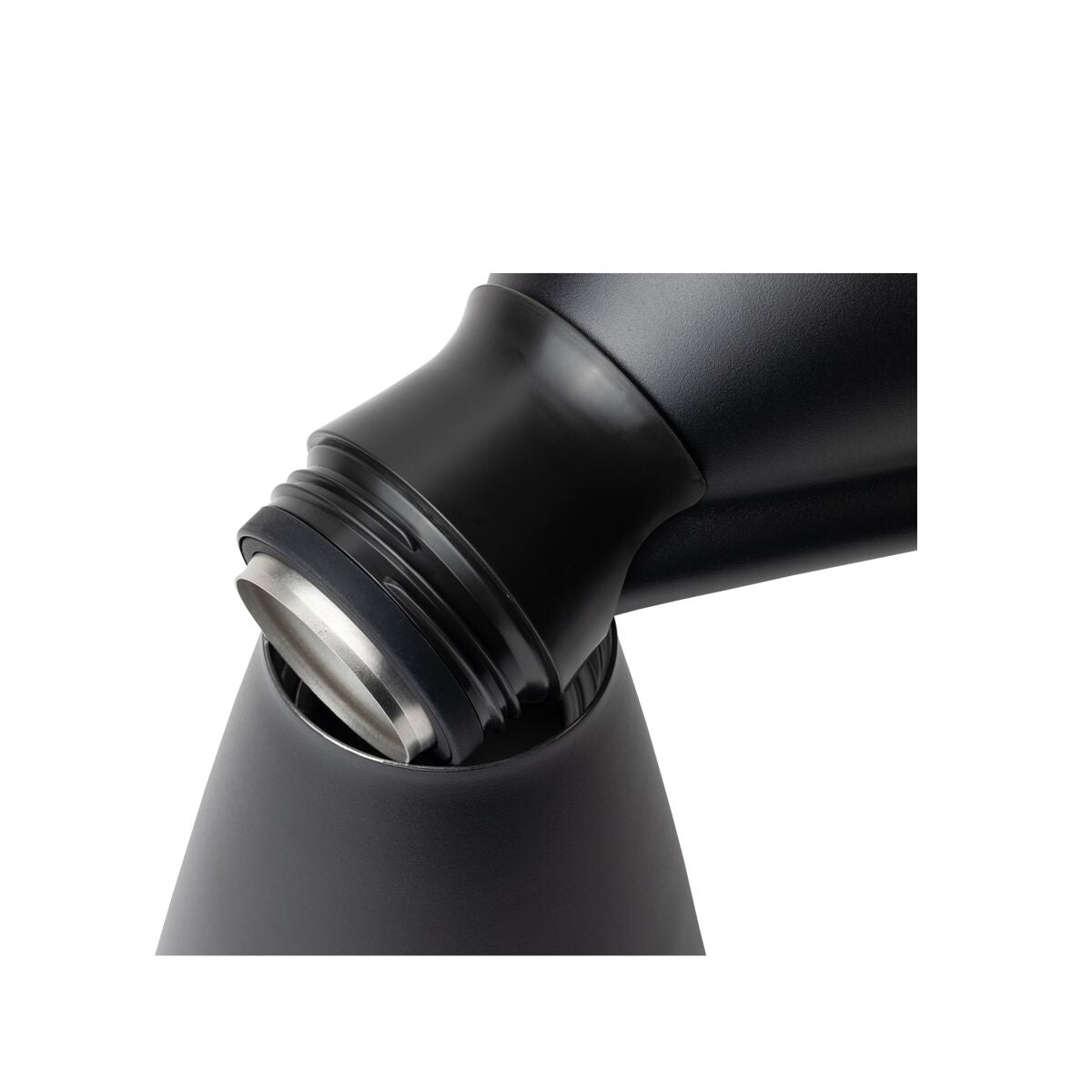 new-standard-carafe-d1 WebPDP-Carafe_Black_Studio_0722_45_Deg_Top_Staged__CAR1SVOS002.jpg