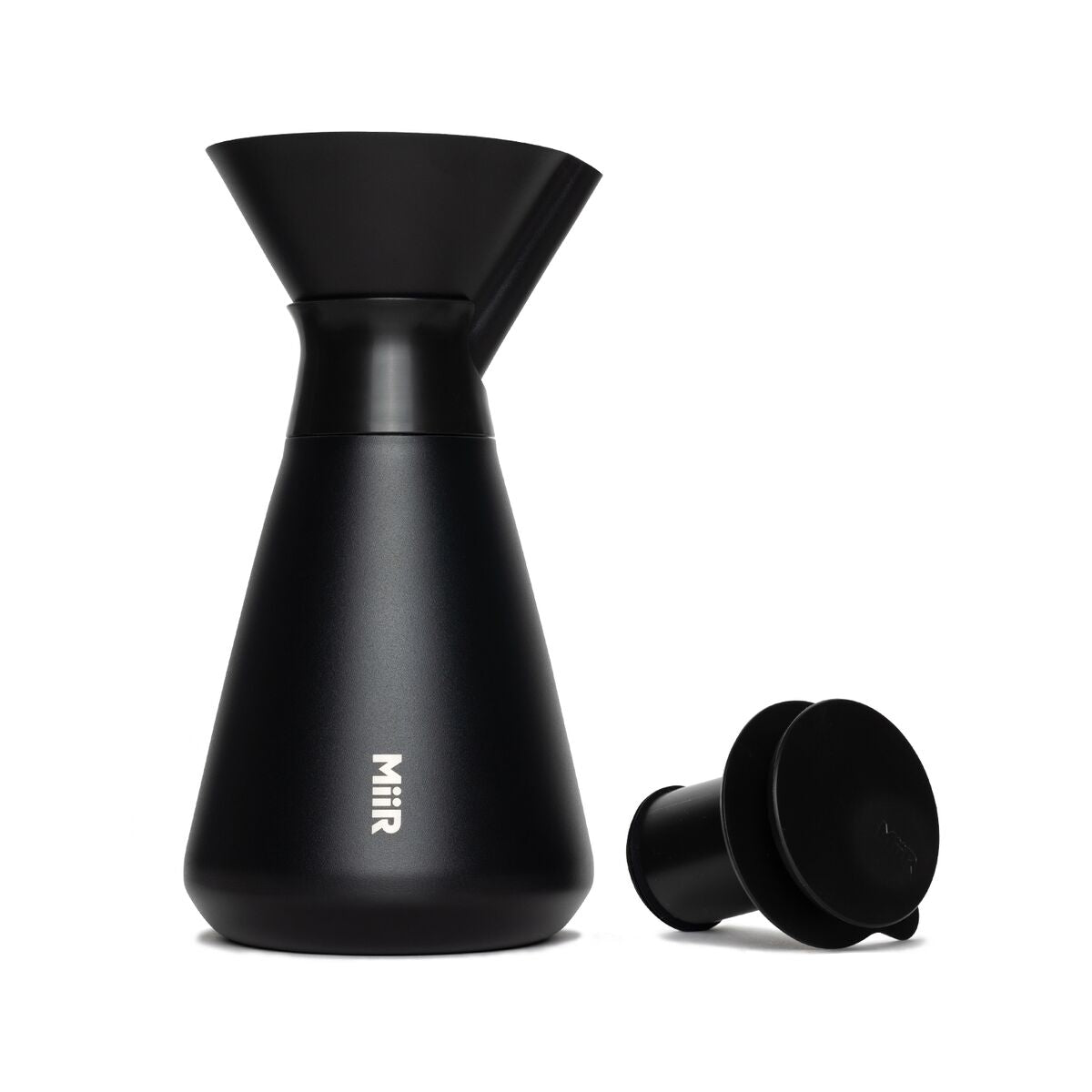 new-standard-carafe-d1 WebPDP-Carafe_Black_Studio_0722_Front_Lid_Staged__CAR1SVOS002.jpg