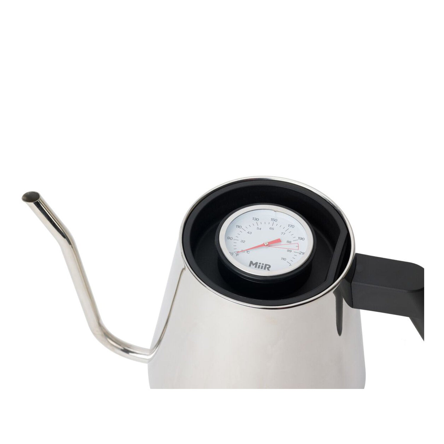 new-standard-pour-over-kettle-u5 WebPDP-Pour_Over_Kettle_Black_Studio_0222_45_Deg_Lid__POK1SNOS005.jpg