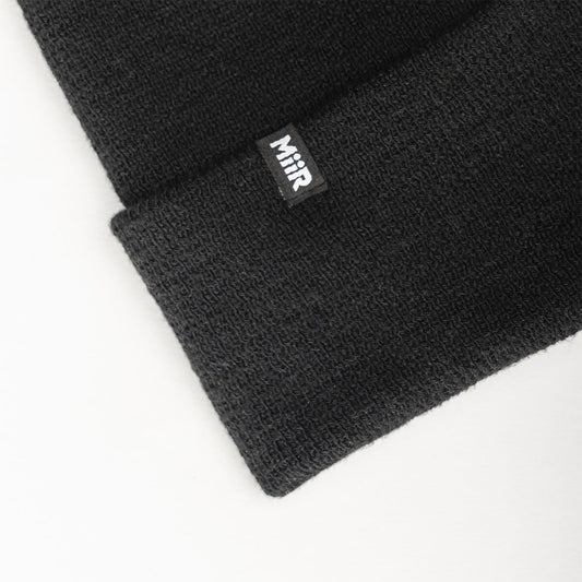 recycled-poly-fine-knit-beanie-c6 WebPDP-RecycledPolyFineKnitBeanie_Studio_TagDetail_Black__BNE005002OS.jpg